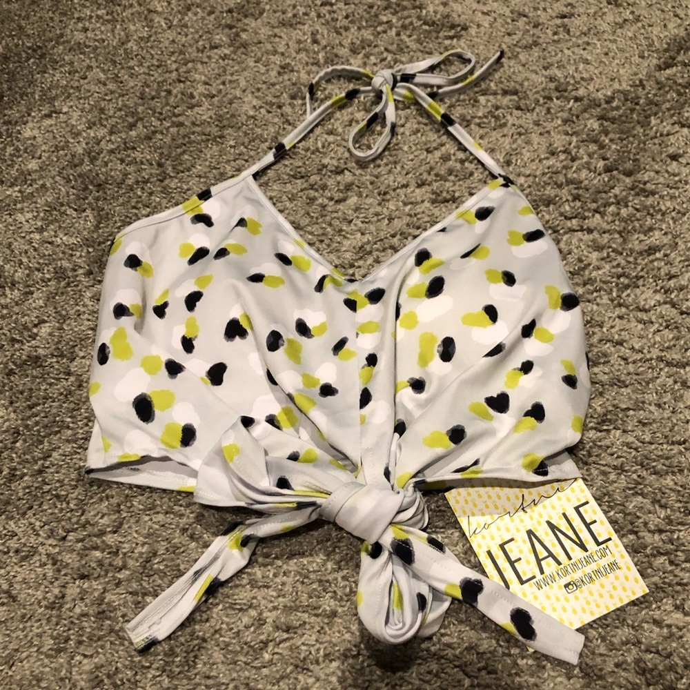 Kortni Jeane painted dots tied-up top - size medium NWT